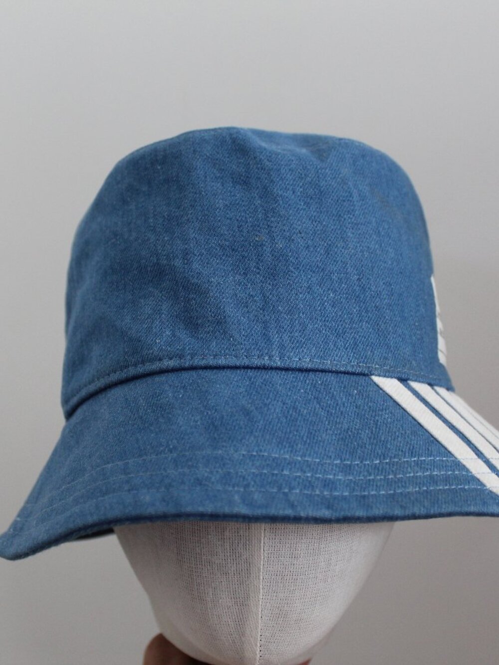 NWT Thom Browne Denim Bucket Hat L $590 - Picture 5 of 7